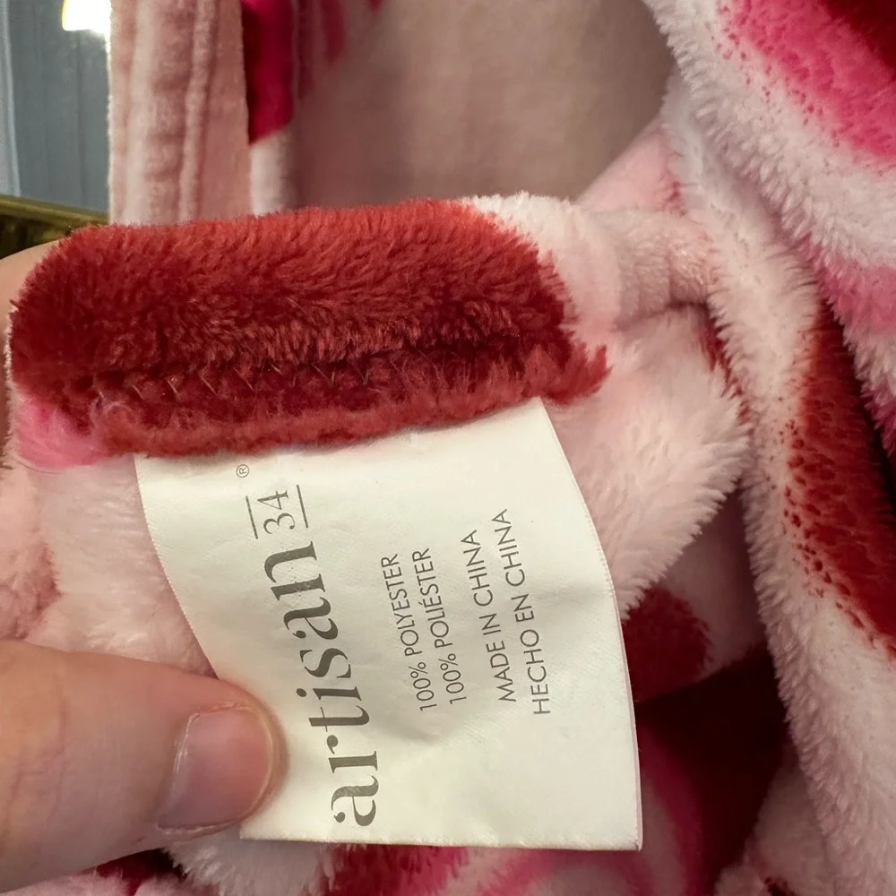 Artisan Pink and Red Plush Heart Throw